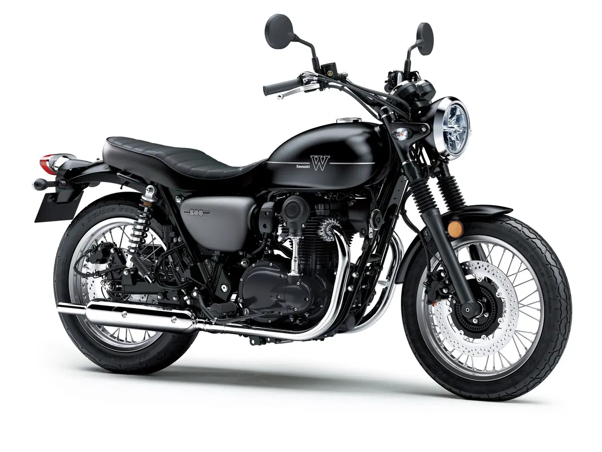 EICMA 2018: Kawasaki W800 Street e Café, foto e dati