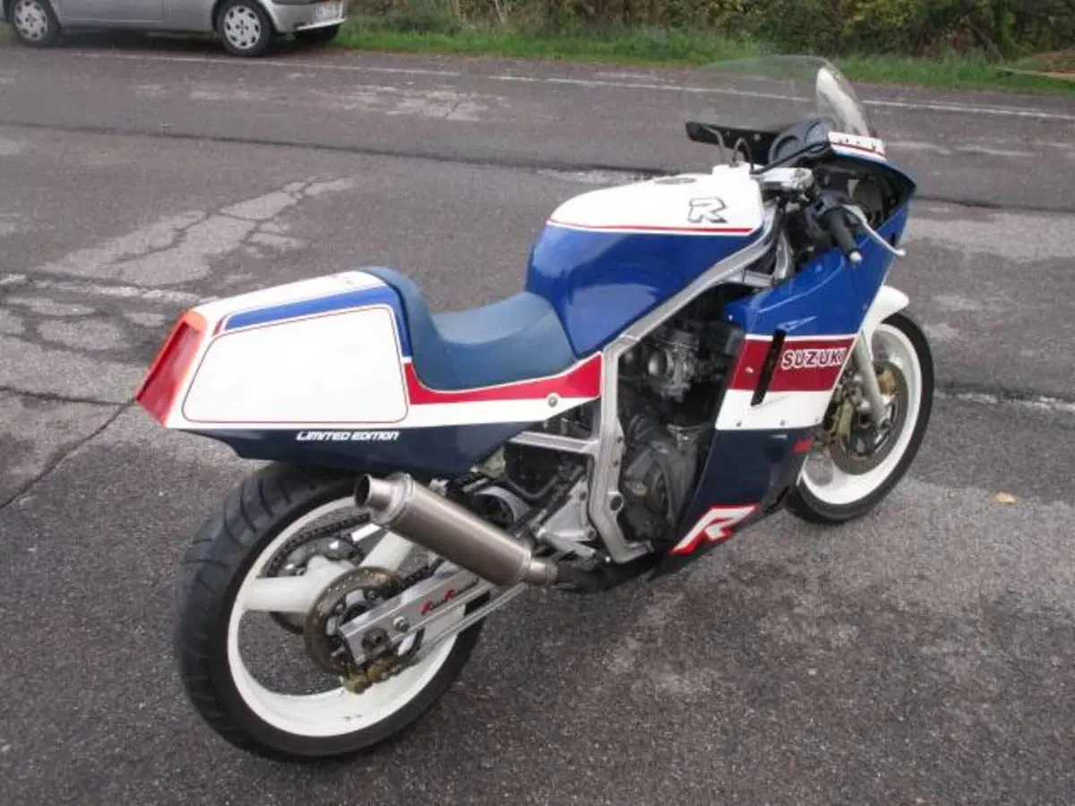 Suzuki GSX R 750 (1985 - 87) (5)