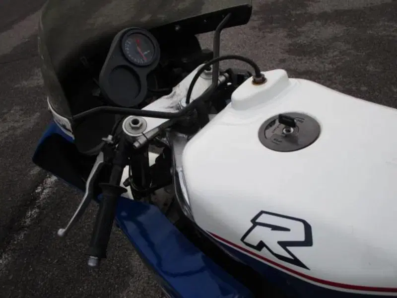 Suzuki GSX R 750 (1985 - 87) (8)