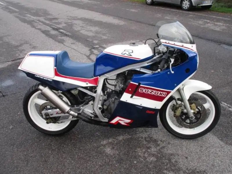 Suzuki GSX R 750 LIMITED EDITION (2)