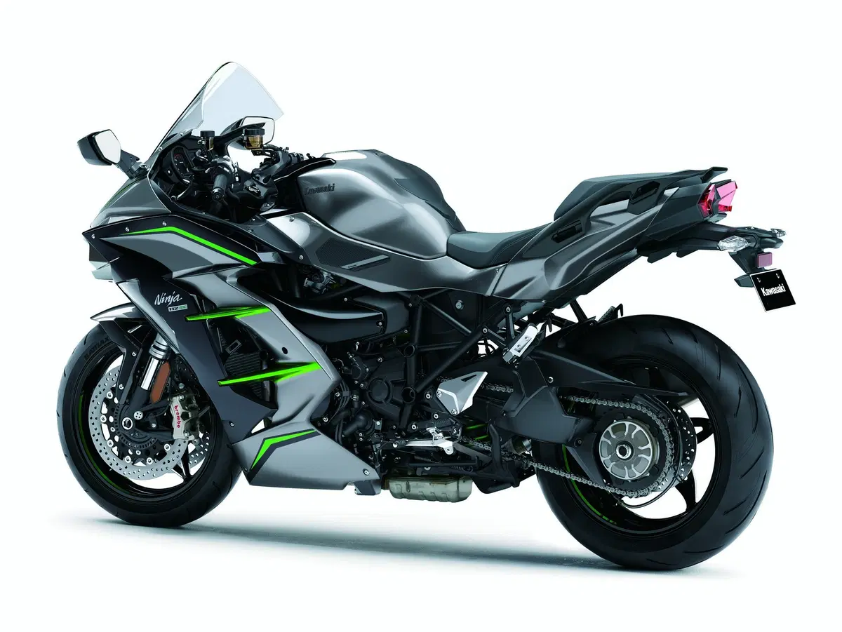 EICMA 2018: Kawasaki Ninja H2 SX SE+, foto e dati (21)
