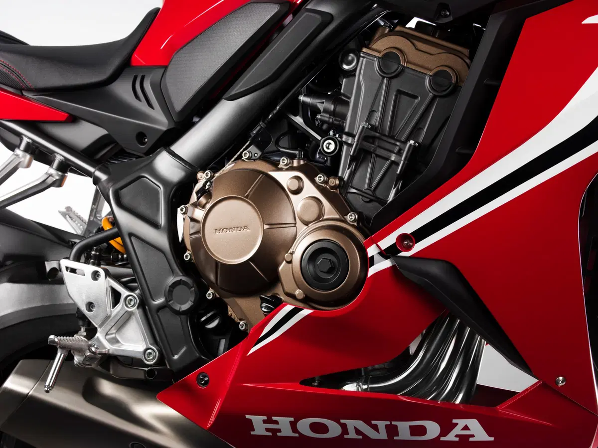 EICMA 2018: Honda CBR650R Foto e dati (7)