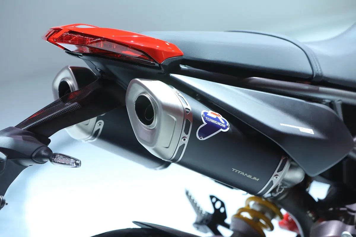 Ducati Hypemotard 950 (3)