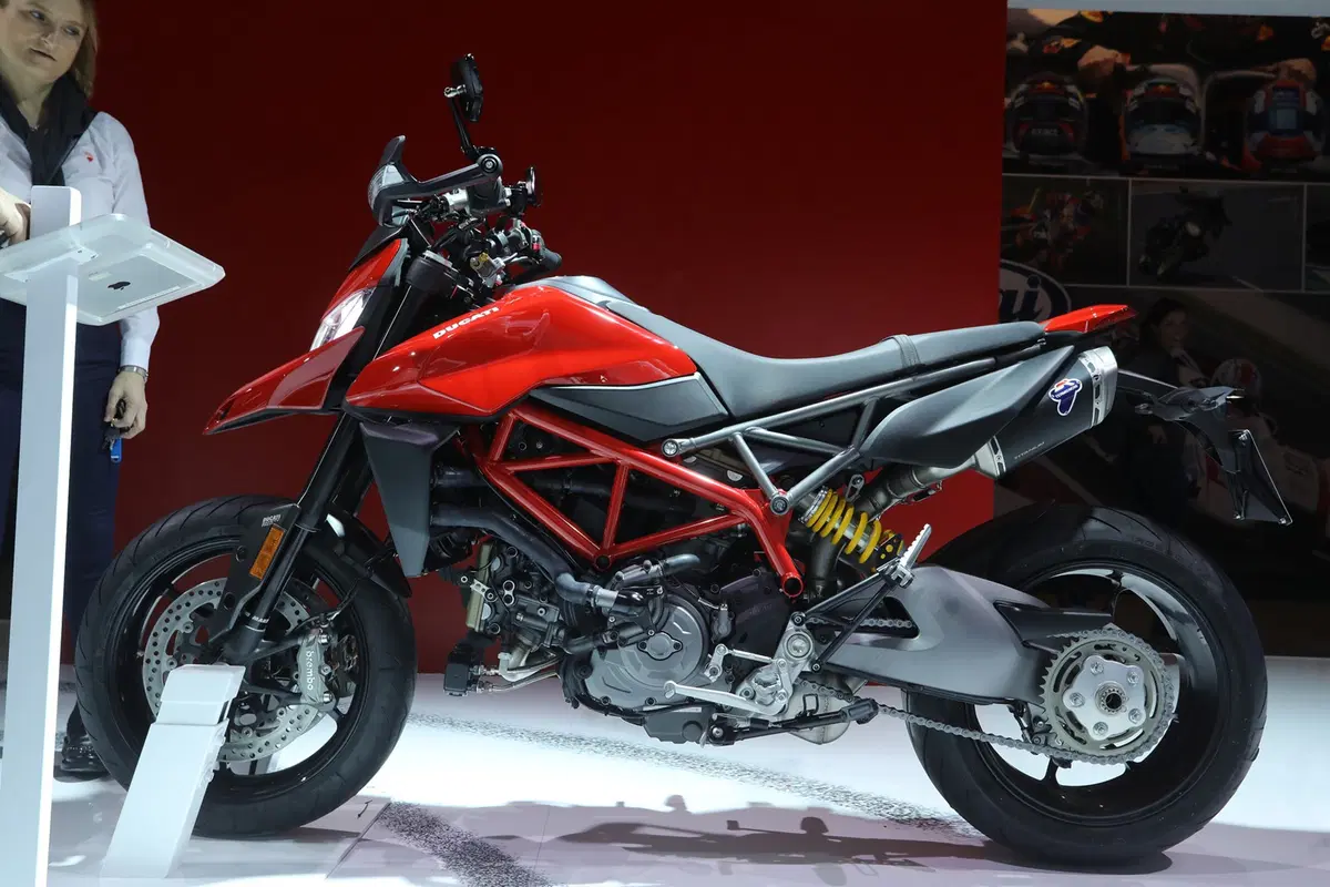 Ducati Hypemotard 950 (8)