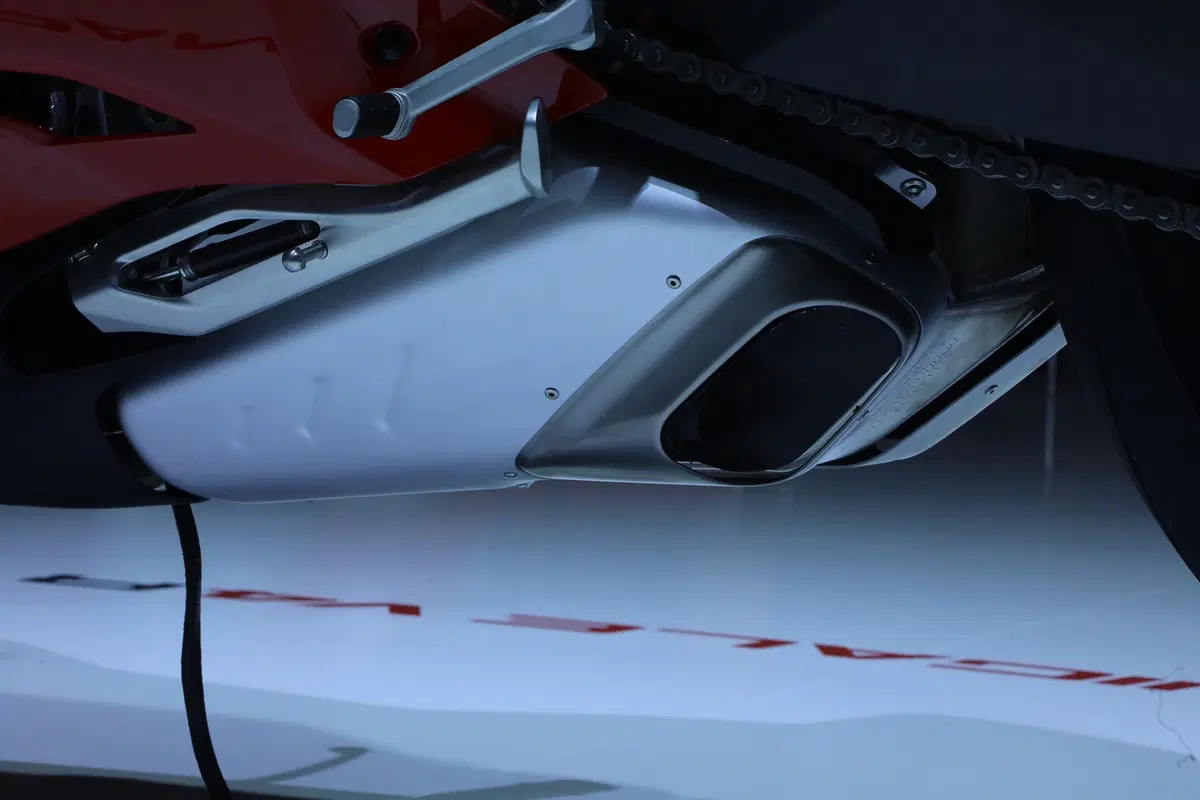 EICMA 2018: Ducati Panigale V4R, foto, video e dati (9)