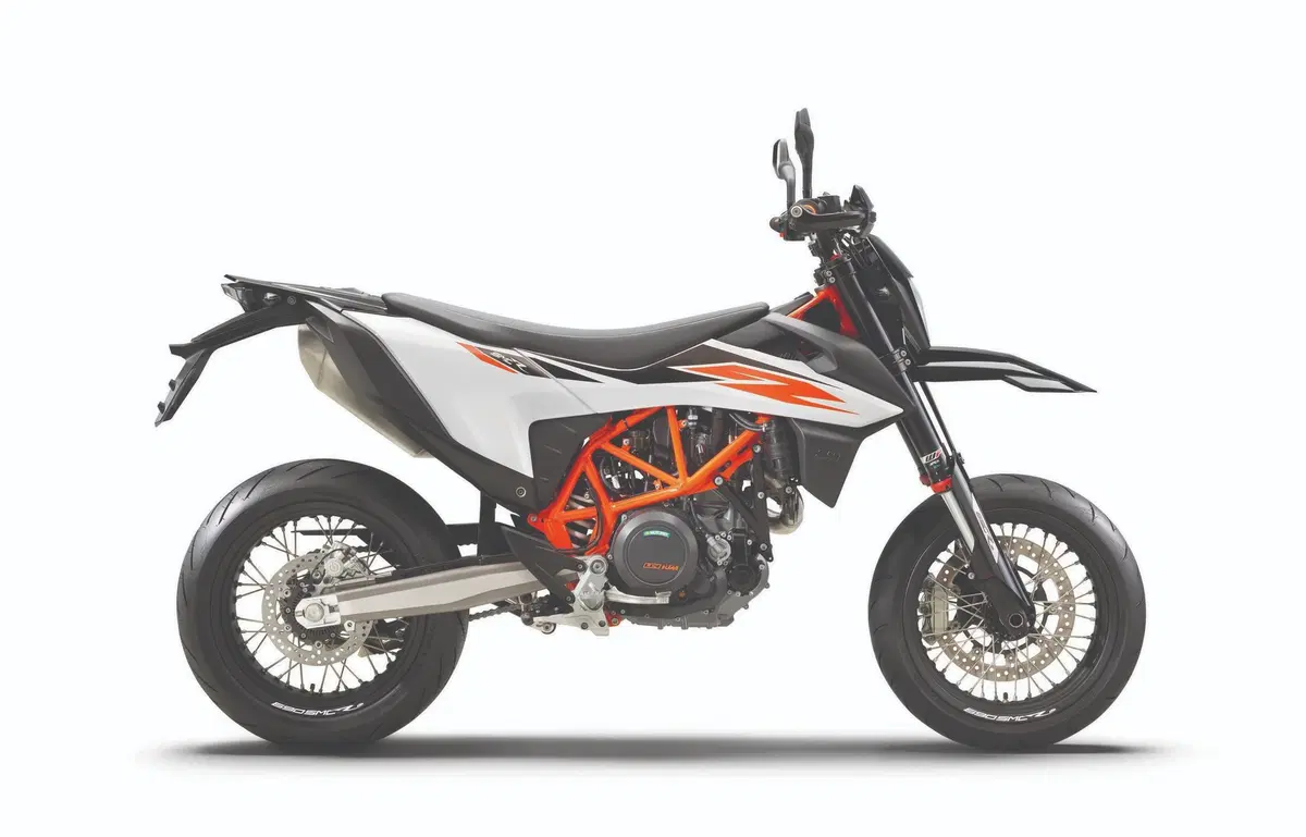 EICMA 2018: KTM 690 Enduro R e SMC R, foto e dati (10)