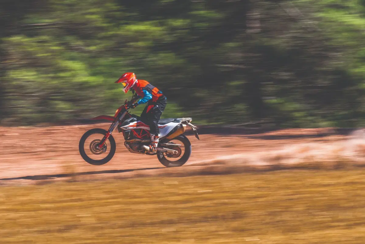 EICMA 2018: KTM 690 Enduro R e SMC R, foto e dati (24)