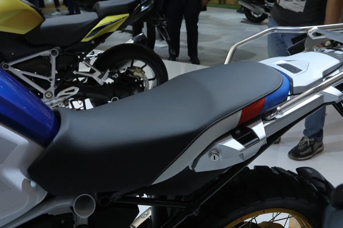 EICMA 2018: BMW R 1250 GS Adventure, foto e dati (2)