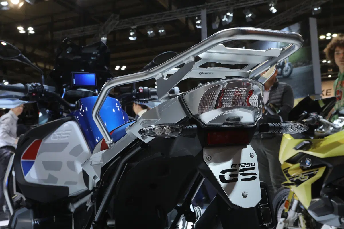 EICMA 2018: BMW R 1250 GS Adventure, foto e dati (3)