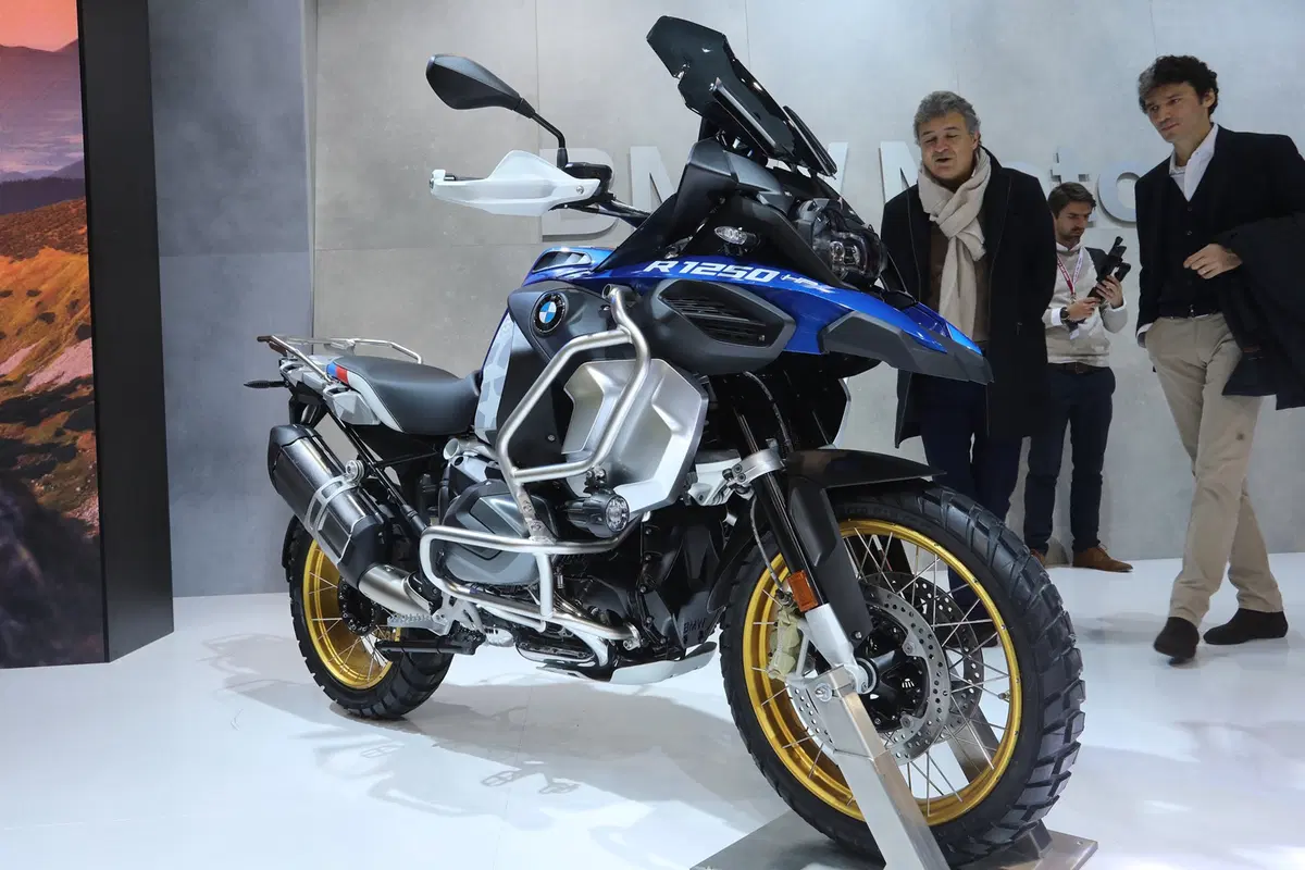 EICMA 2018: BMW R 1250 GS Adventure, foto e dati (4)