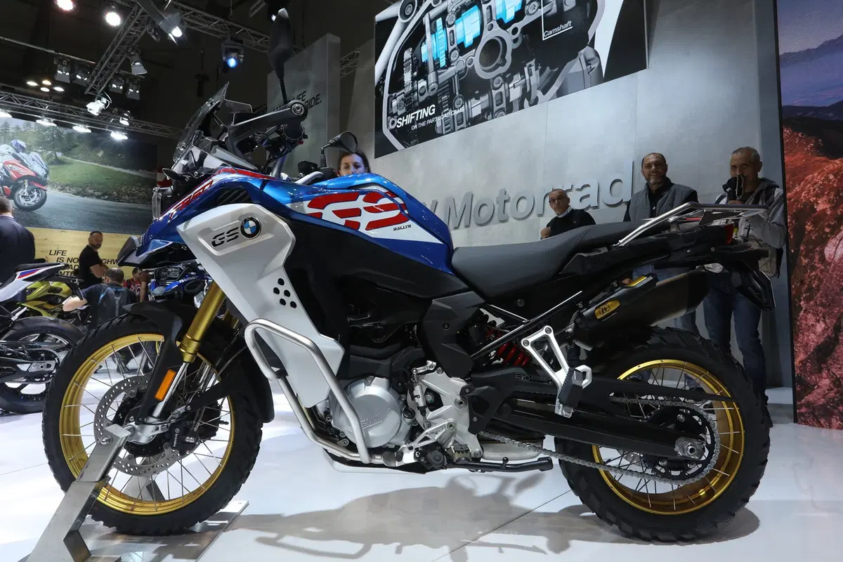 EICMA 2018: BMW F 850 GS Adventure, foto, video e dati