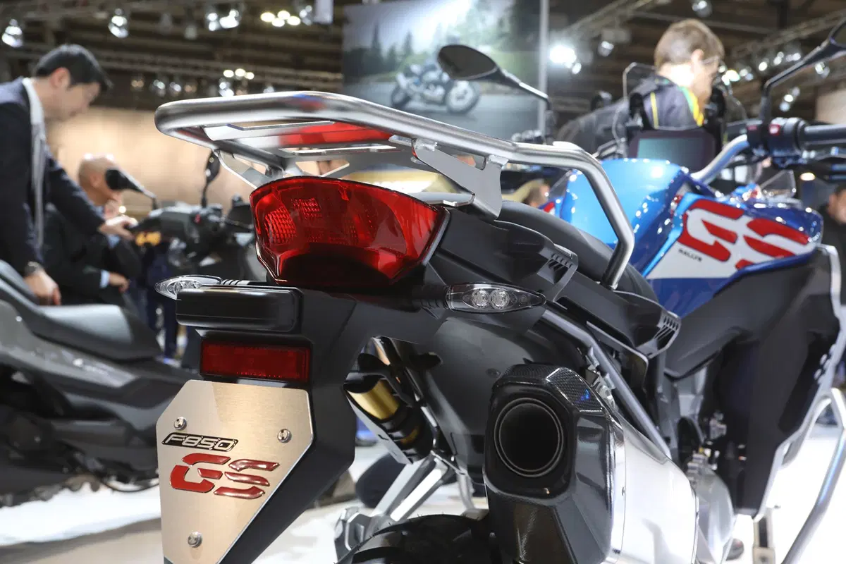 EICMA 2018: BMW F 850 GS Adventure, foto, video e dati (7)