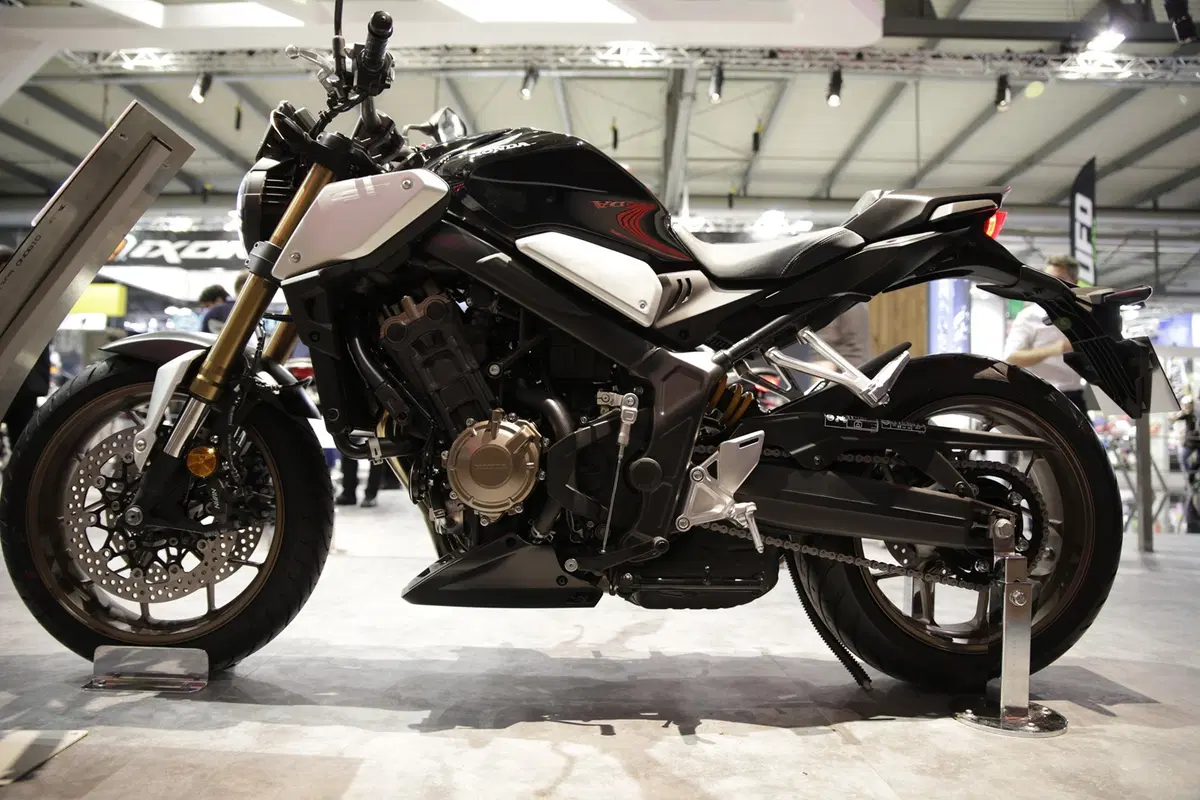 EICMA 2018: Honda CB650R Neo Sport Café, foto, video e dati (19)