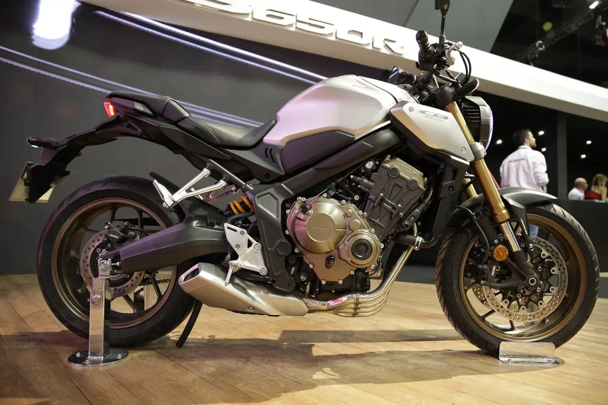 EICMA 2018: Honda CB650R Neo Sport Café, foto, video e dati (21)