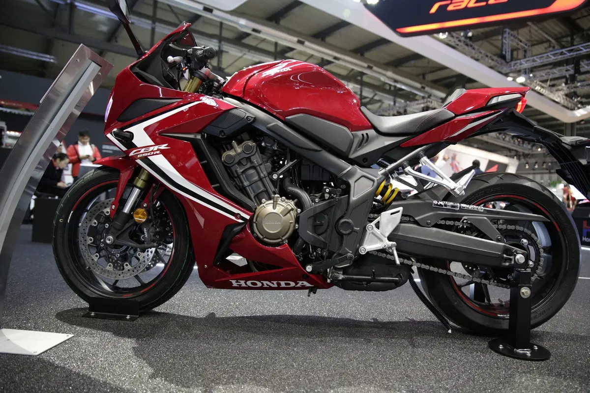 EICMA 2018: Honda CBR650R, foto, video e dati (6)
