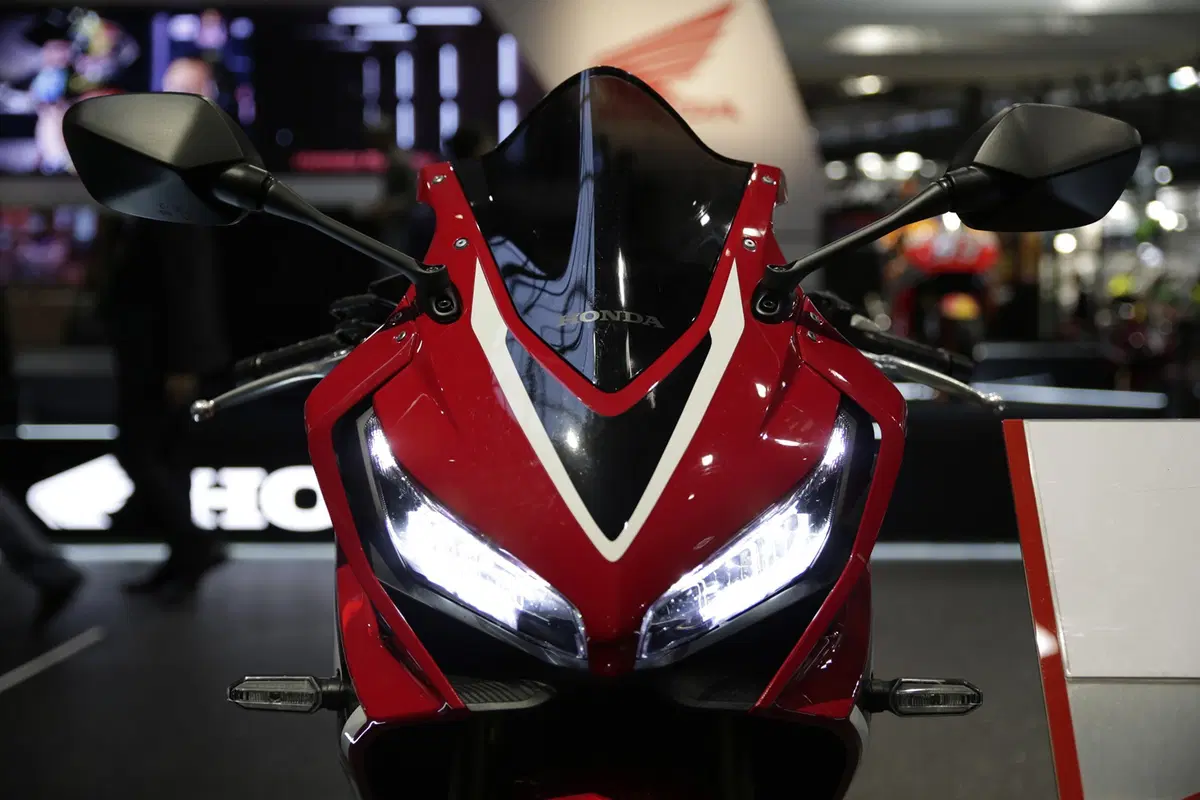 EICMA 2018: Honda CBR650R, foto, video e dati (4)