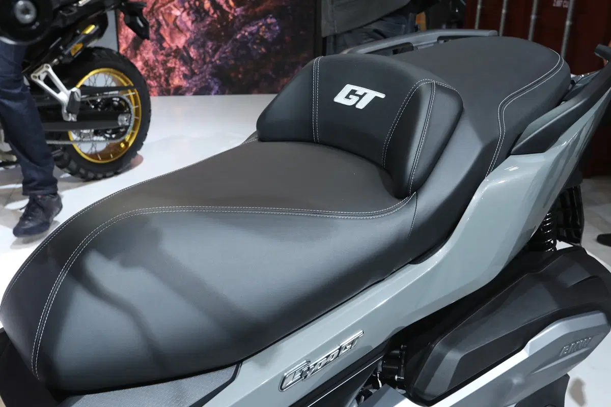 EICMA 2018: BMW C400 GT, foto e dati (2)