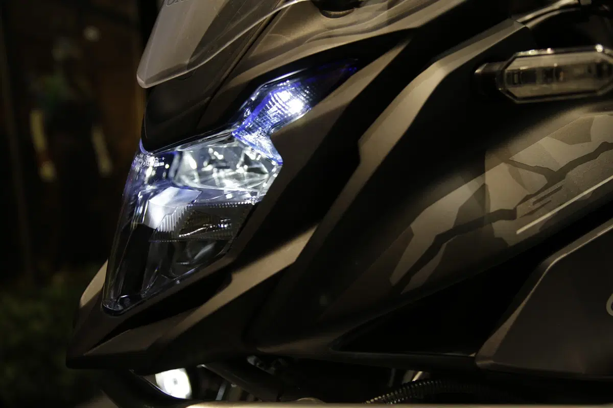 EICMA 2018: Honda CB500X 2019, foto, video e dati (10)