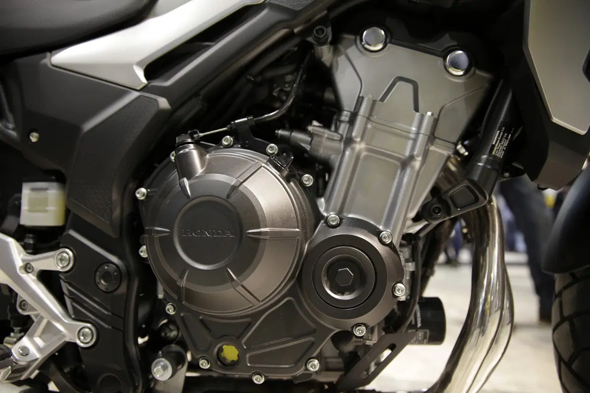 EICMA 2018: Honda CB500X 2019, foto, video e dati (23)