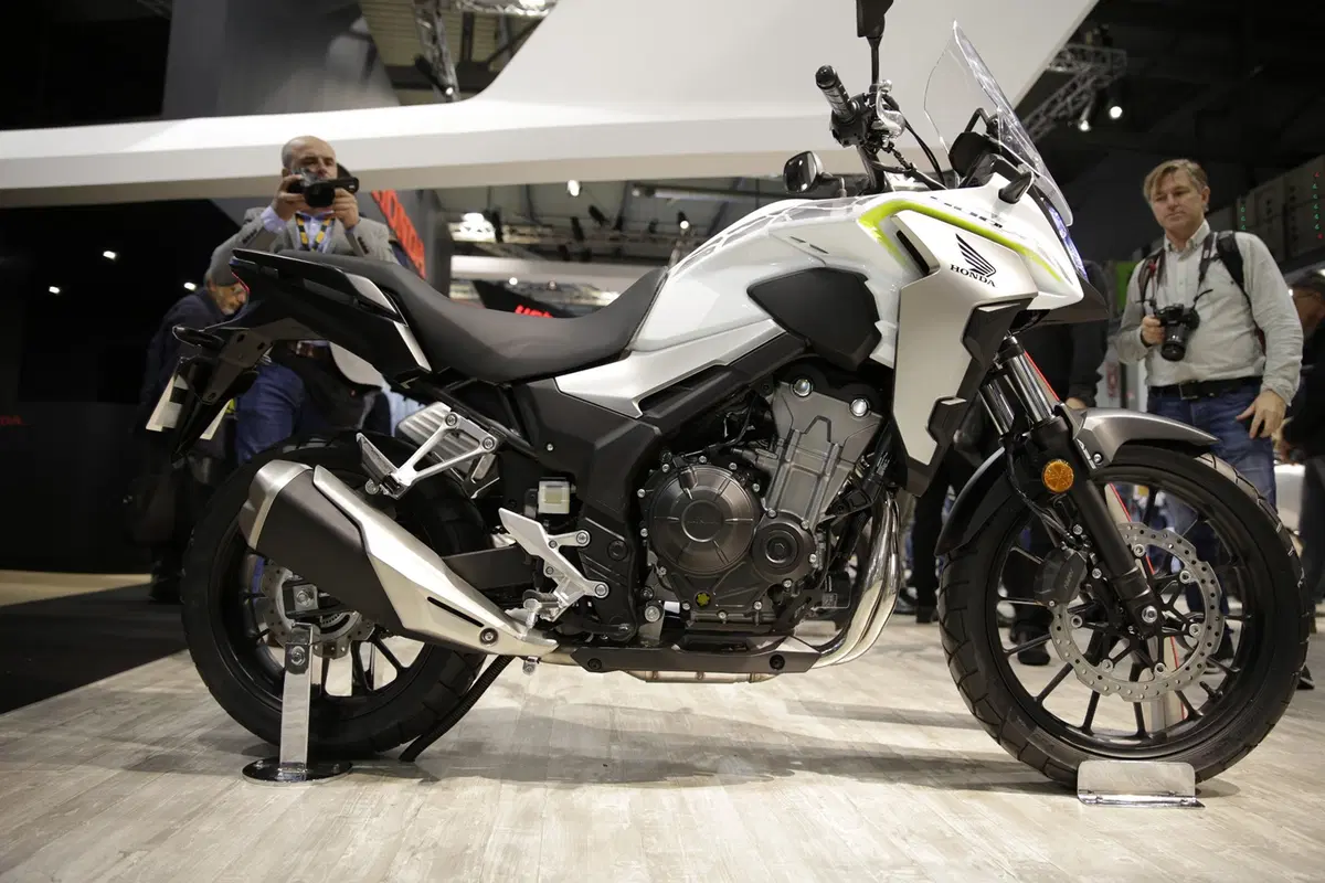 EICMA 2018: Honda CB500X 2019, foto, video e dati (24)