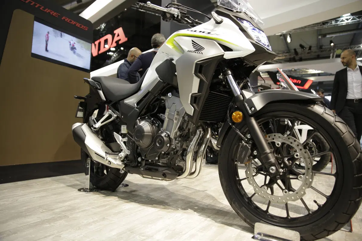 EICMA 2018: Honda CB500X 2019, foto, video e dati