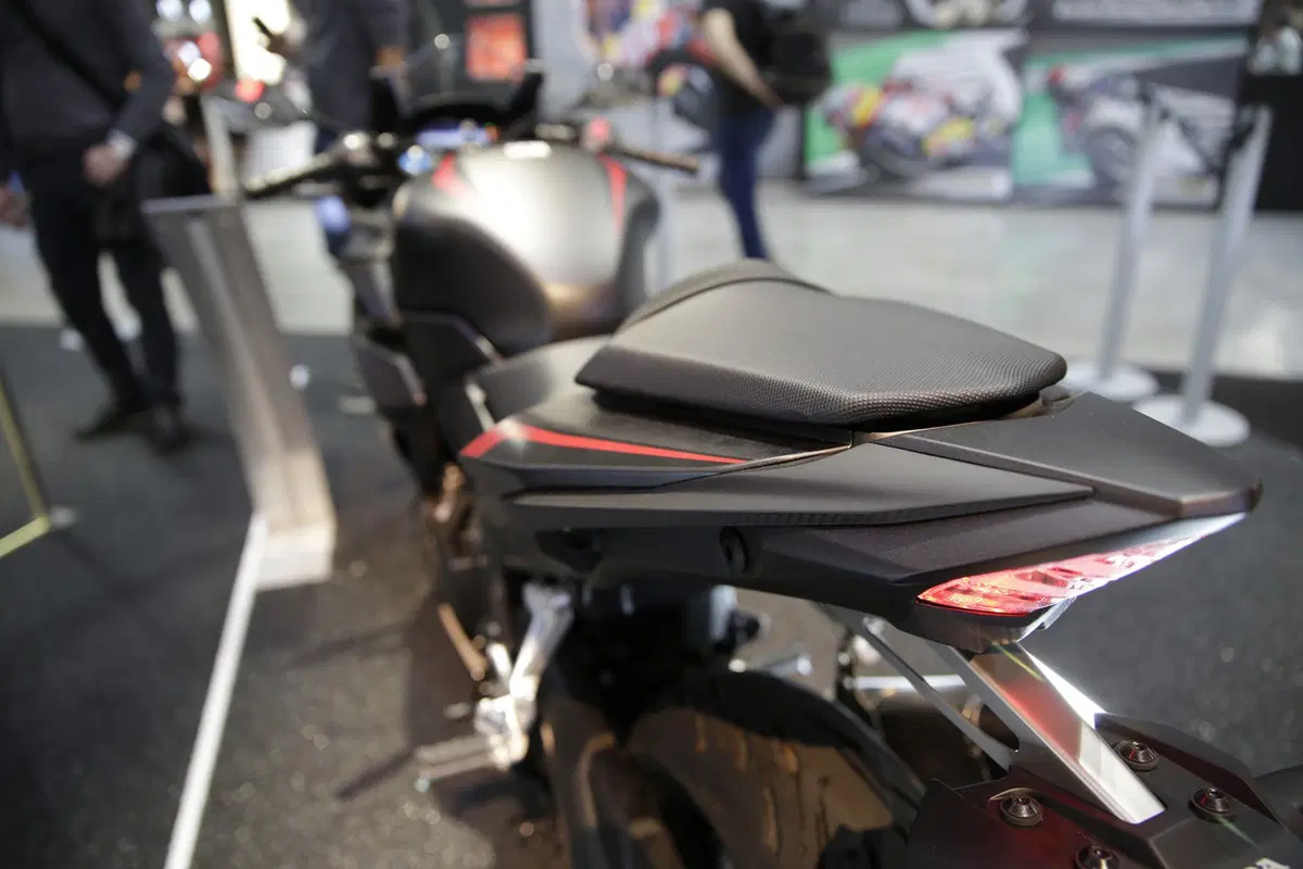EICMA 2018: Honda CBR500R, foto e dati (3)