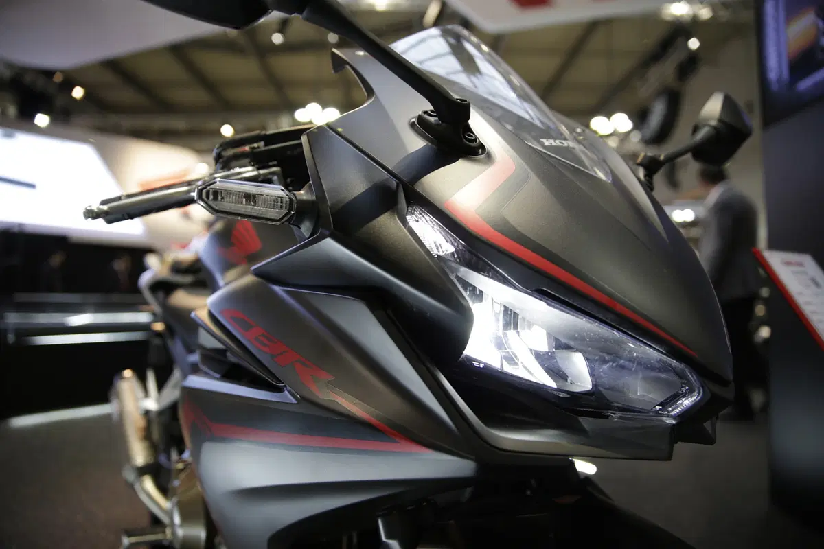 EICMA 2018: Honda CBR500R, foto e dati (16)