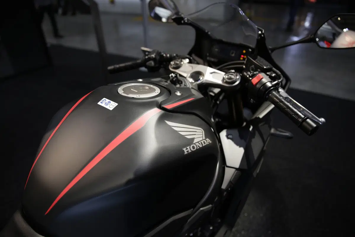 EICMA 2018: Honda CBR500R, foto e dati (23)