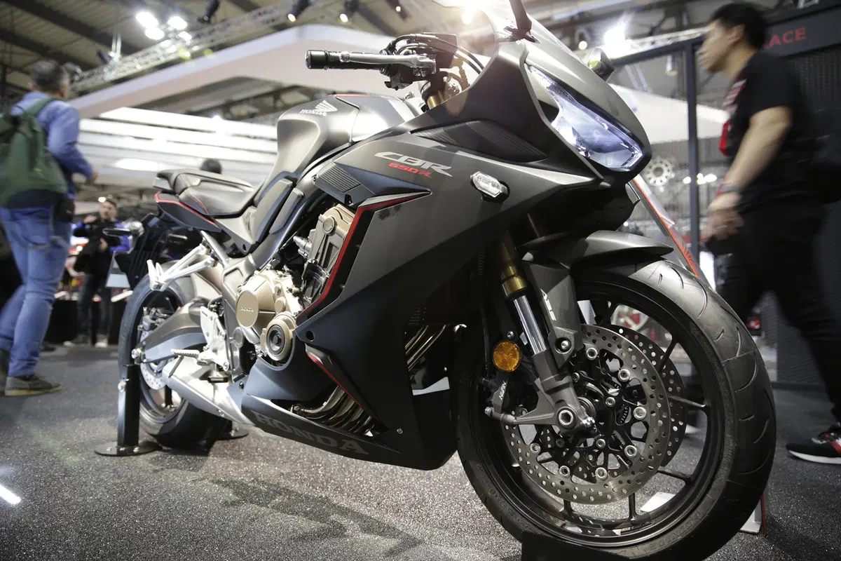 EICMA 2018: Honda CBR500R, foto e dati (26)