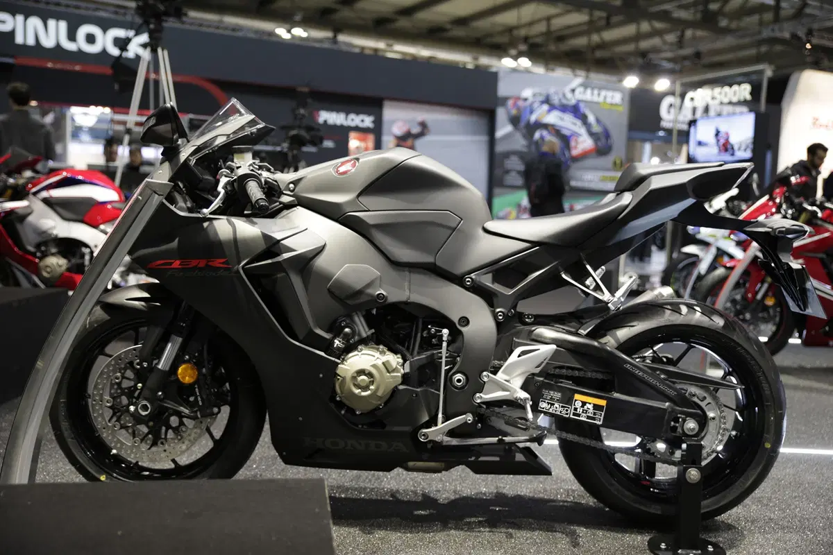 EICMA 2018: Honda CBR500R, foto e dati (29)