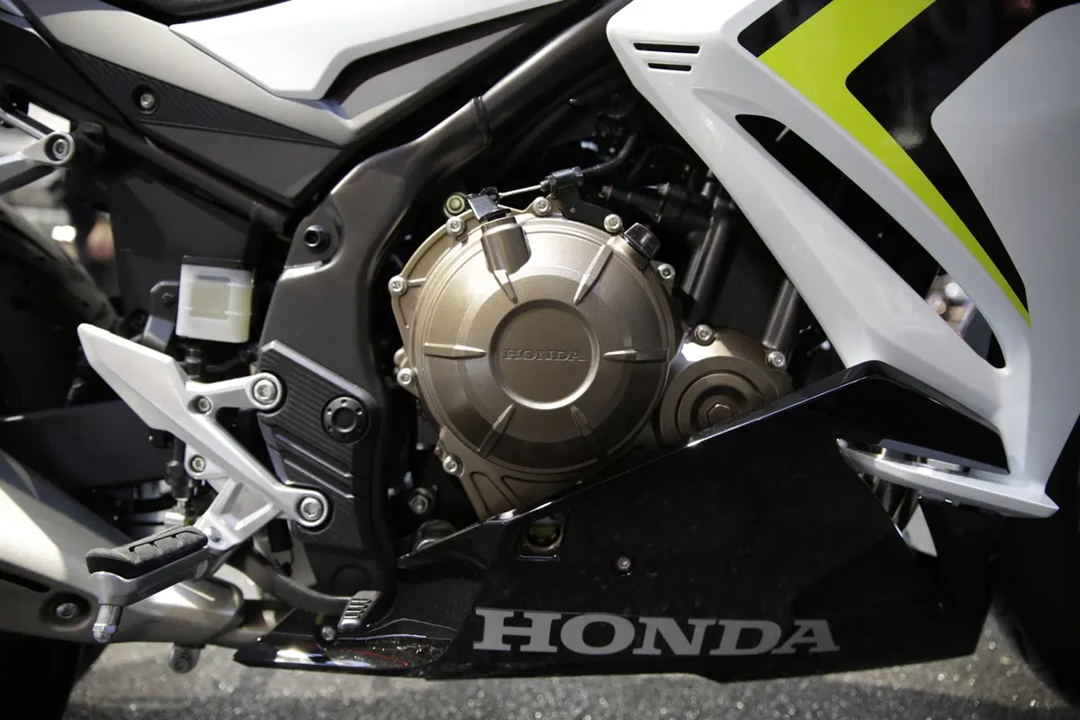 EICMA 2018: Honda CBR500R, foto e dati (14)