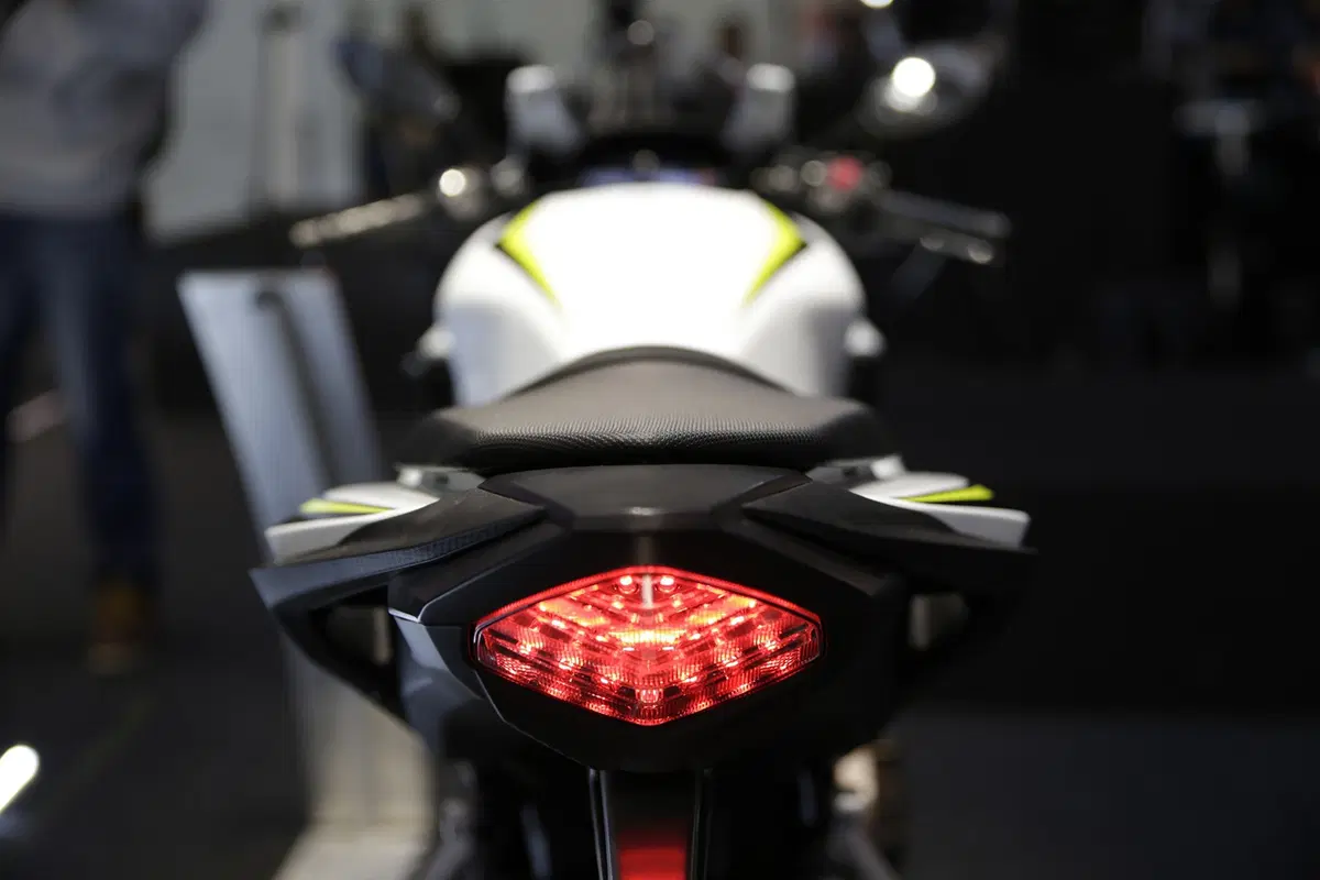 EICMA 2018: Honda CBR500R, foto e dati (35)