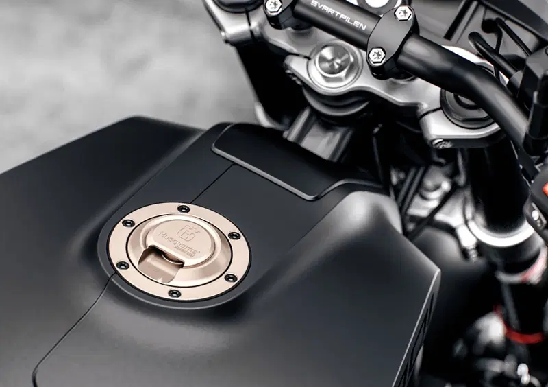 Husqvarna Svartpilen 701 Svartpilen 701 (2019) (11)