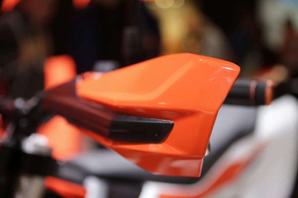 EICMA 2018: KTM 690 Enduro R e SMC R, foto e dati (16)