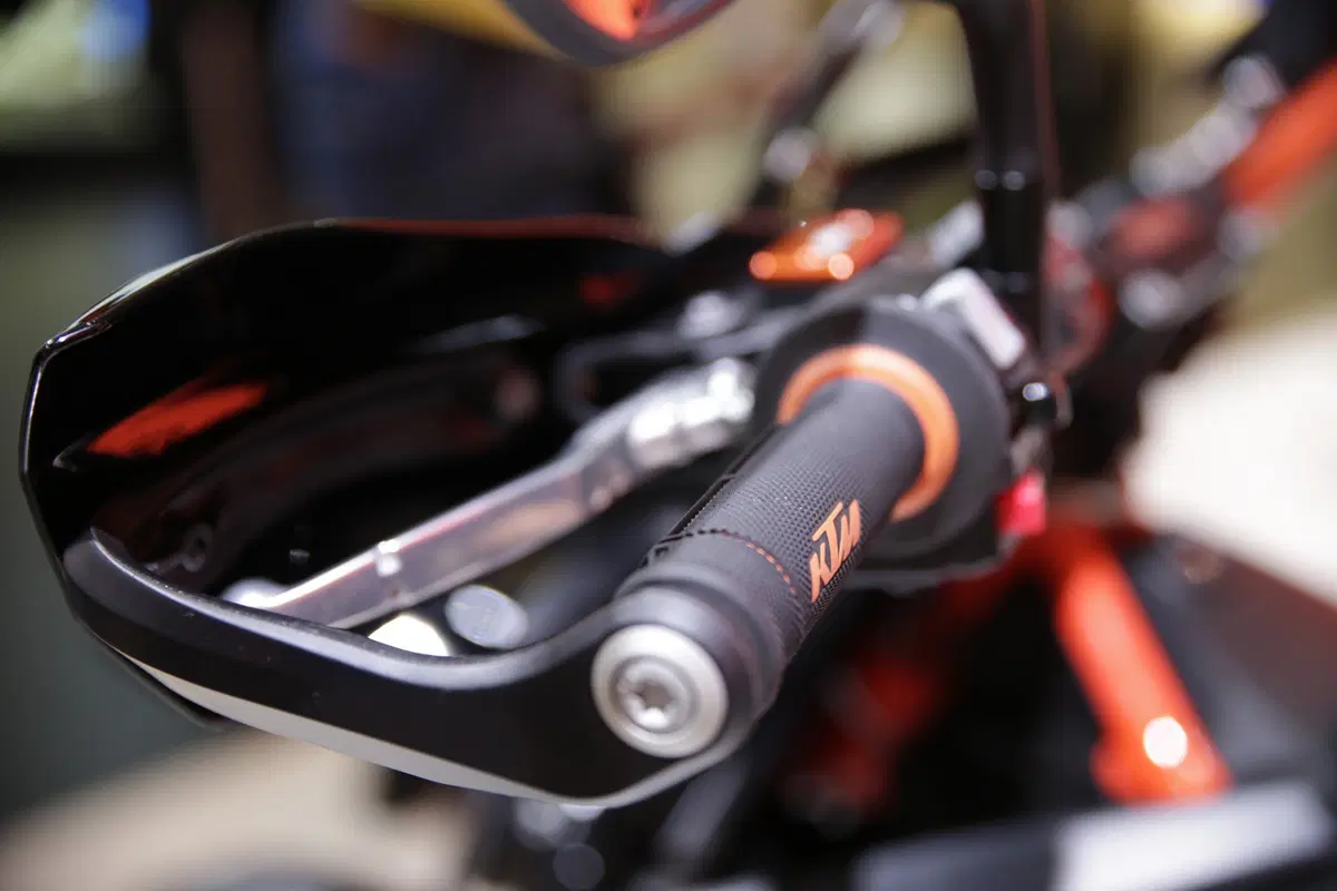EICMA 2018: KTM 690 Enduro R e SMC R, foto e dati (5)