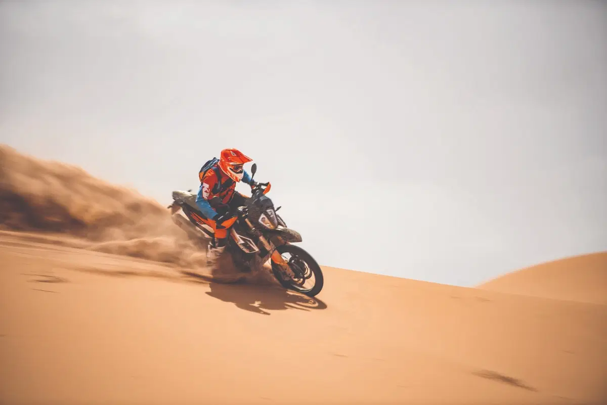 EICMA 2018: KTM 790 Adventure e Adventure R, foto e dati (17)