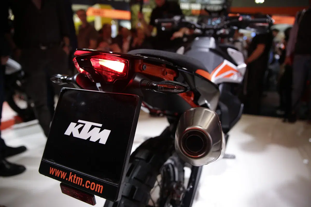 EICMA 2018: KTM 790 Adventure e Adventure R, foto e dati (13)