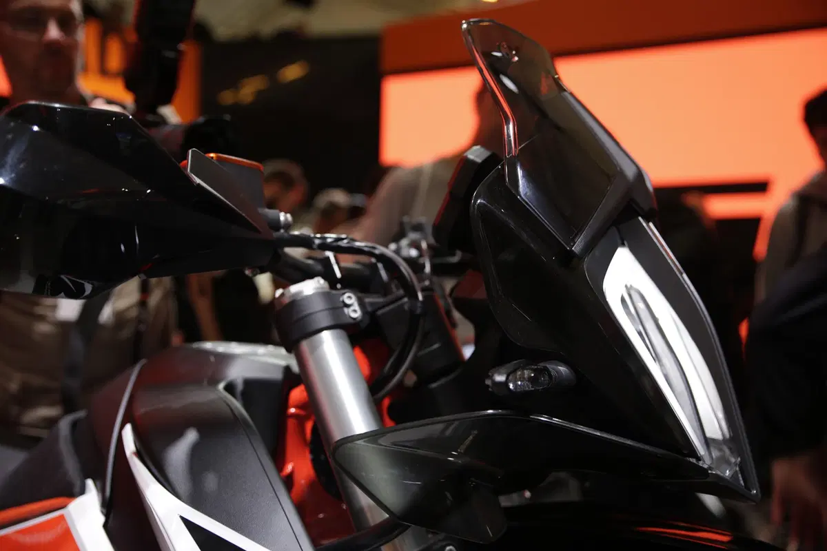 EICMA 2018: KTM 790 Adventure e Adventure R, foto e dati (17)