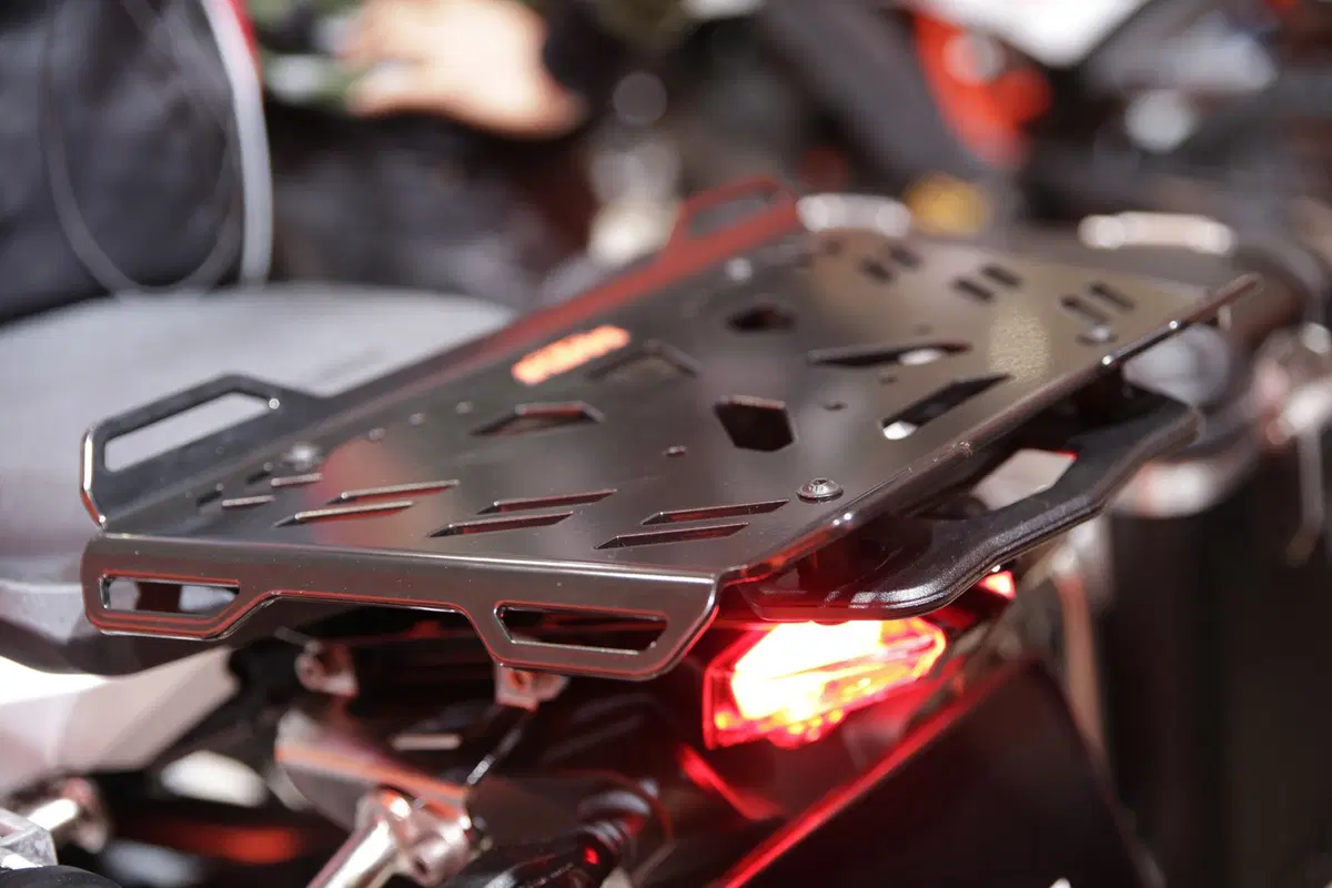 EICMA 2018: KTM 790 Adventure e Adventure R, foto e dati (25)