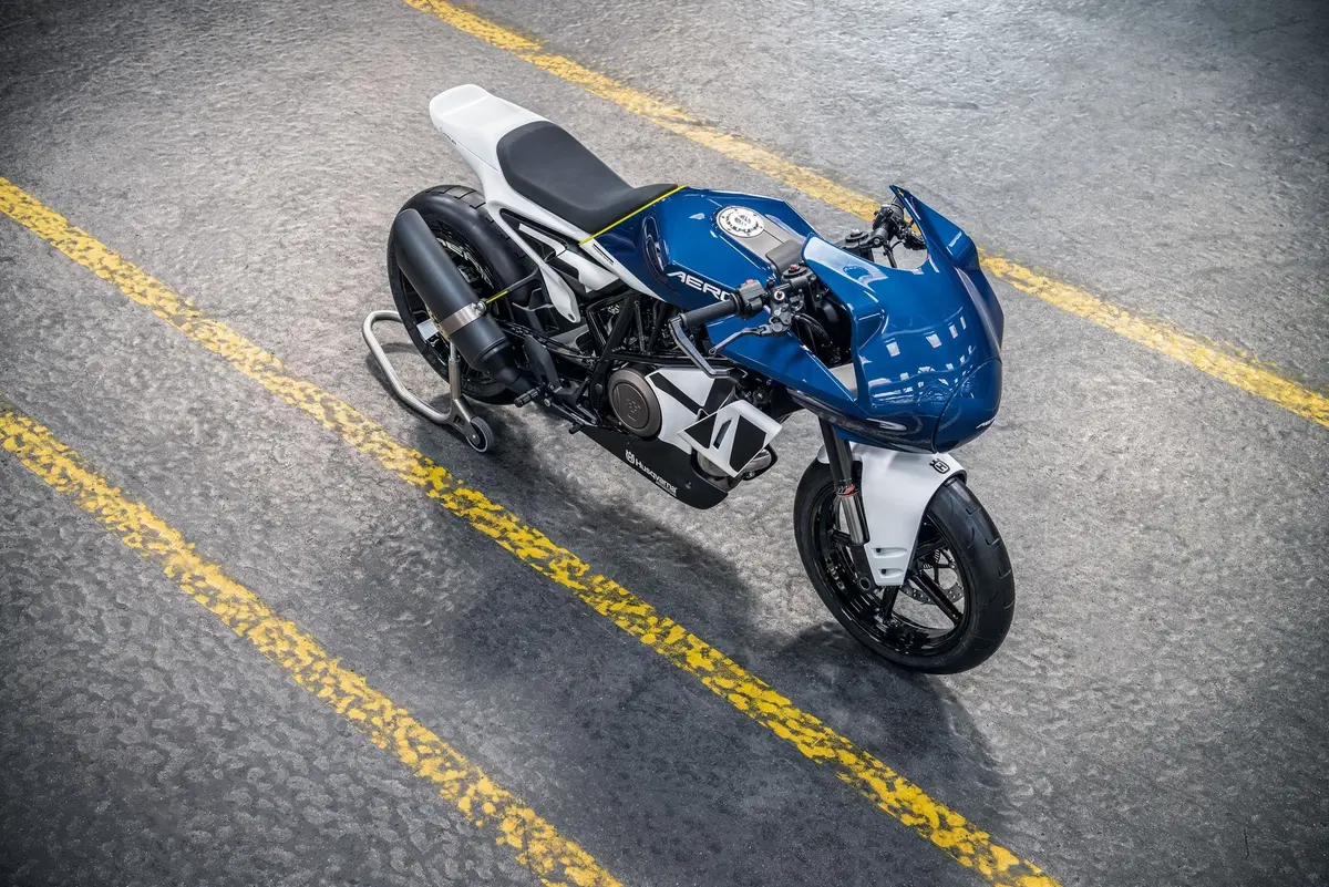 EICMA 2018: Husqvarna Vitpilen 701 Aero, foto del concept (10)