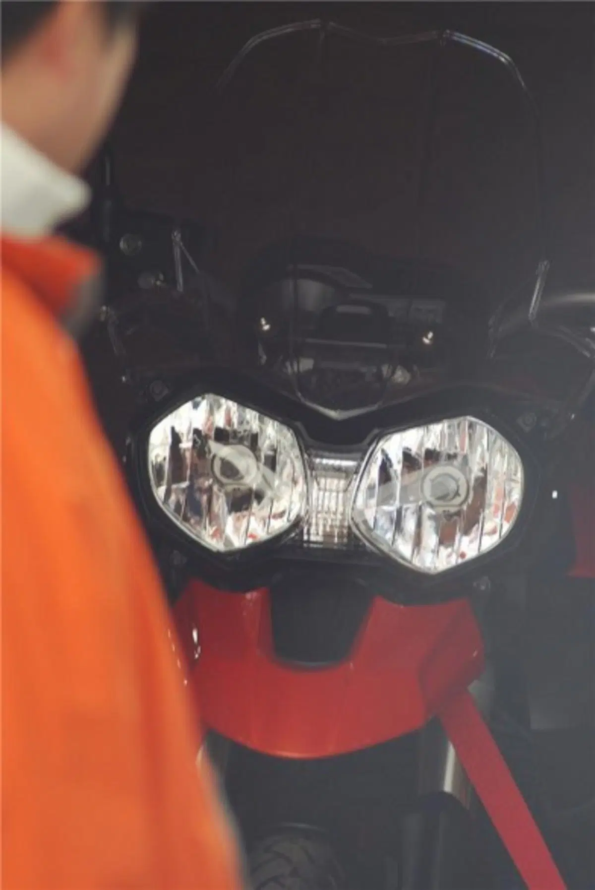 Triumph Tiger 800. Altre foto (3)