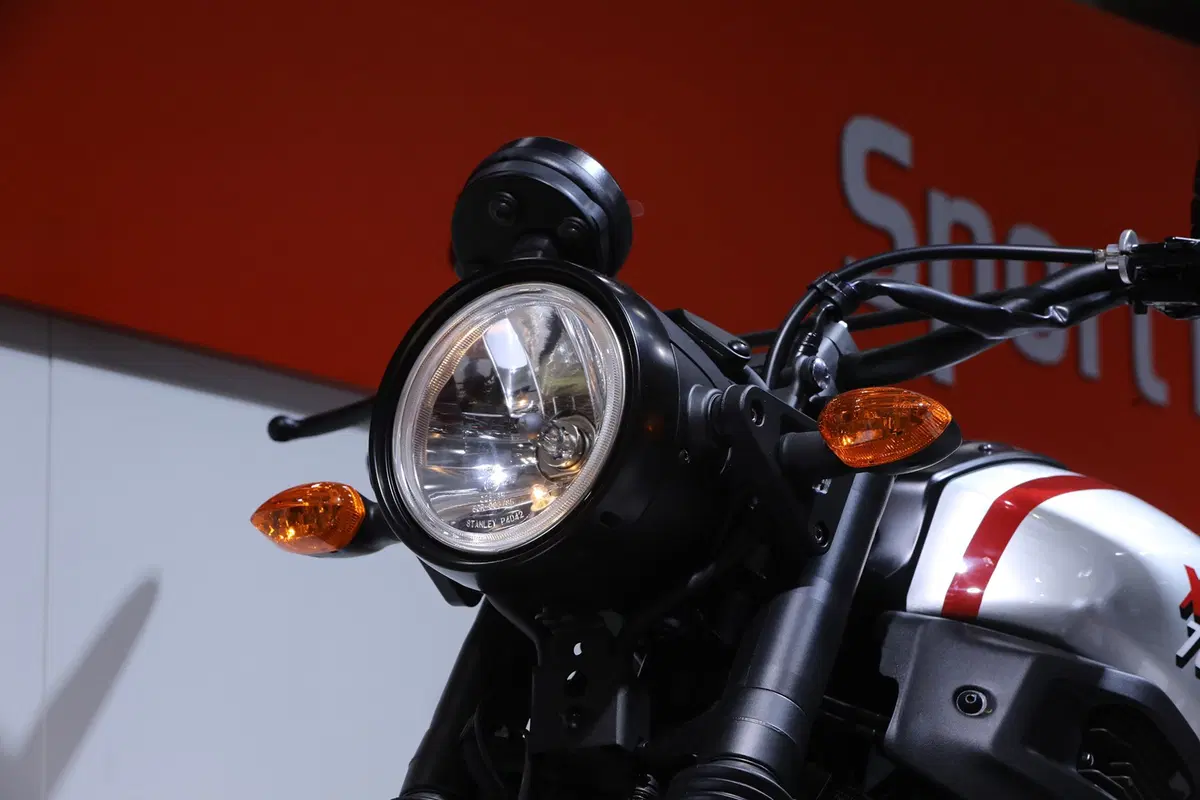 EICMA 2018: Yamaha XSR 700 Xtribute, foto e video (6)