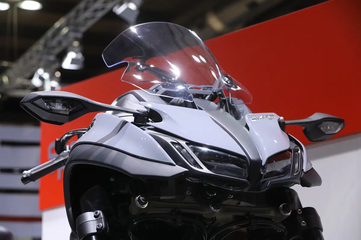 EICMA 2018: Yamaha Niken GT, foto, dati e video (4)