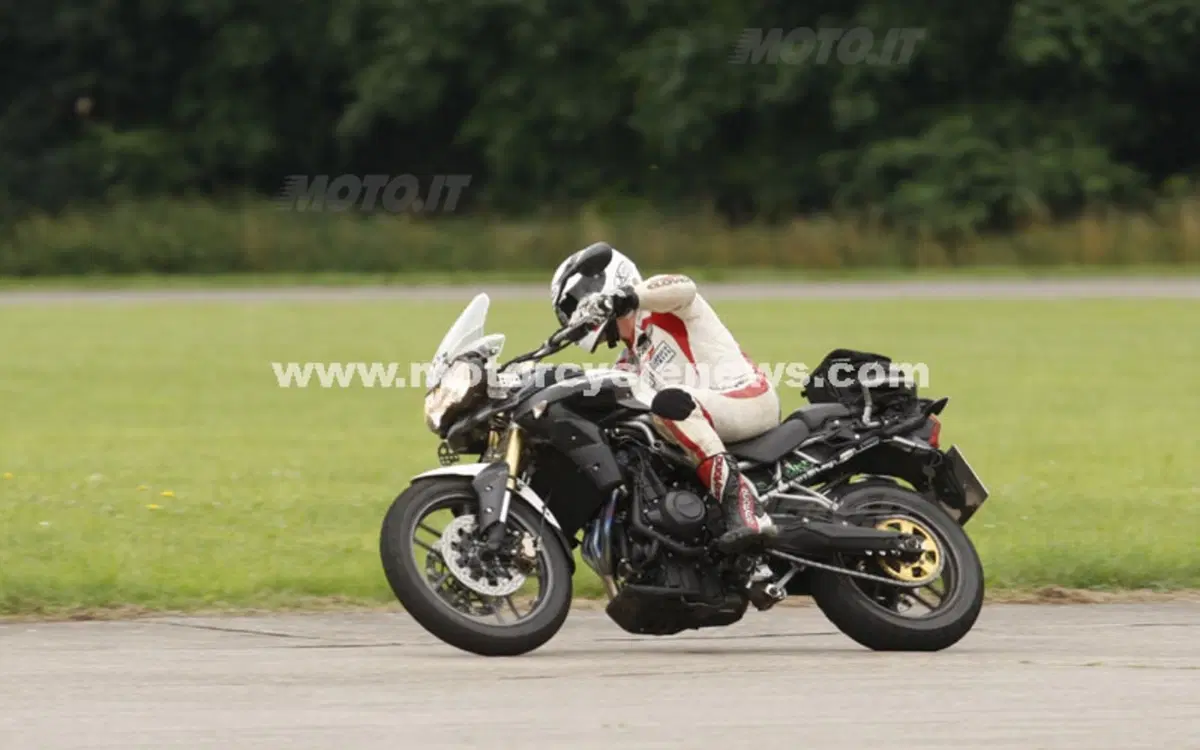 Triumph Tiger 800. Altre foto (8)