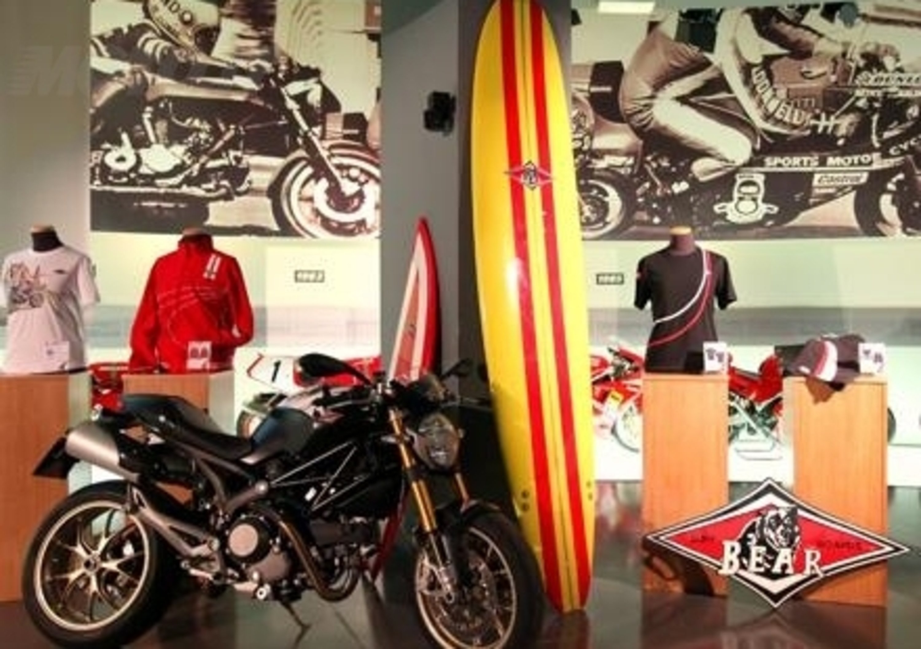 Bear e Ducati insieme per una collezione surfwear e beachwear