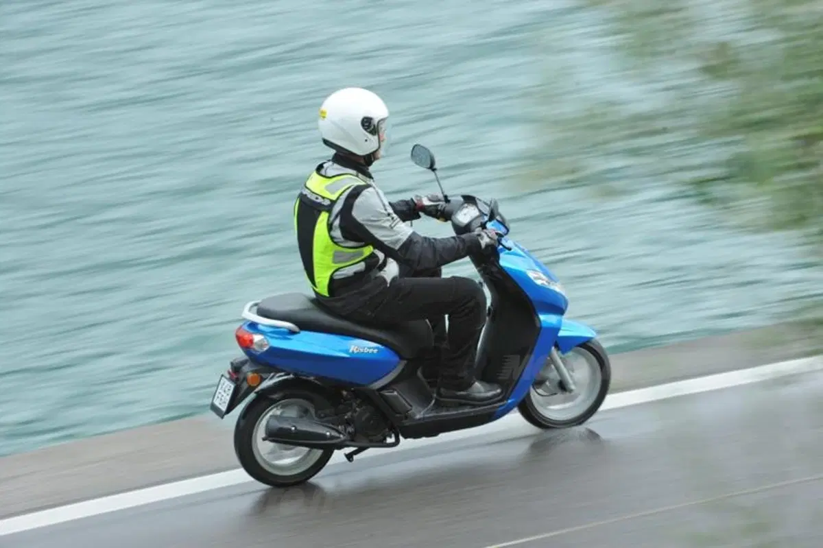 Peugeot Kisbee 50  (5)