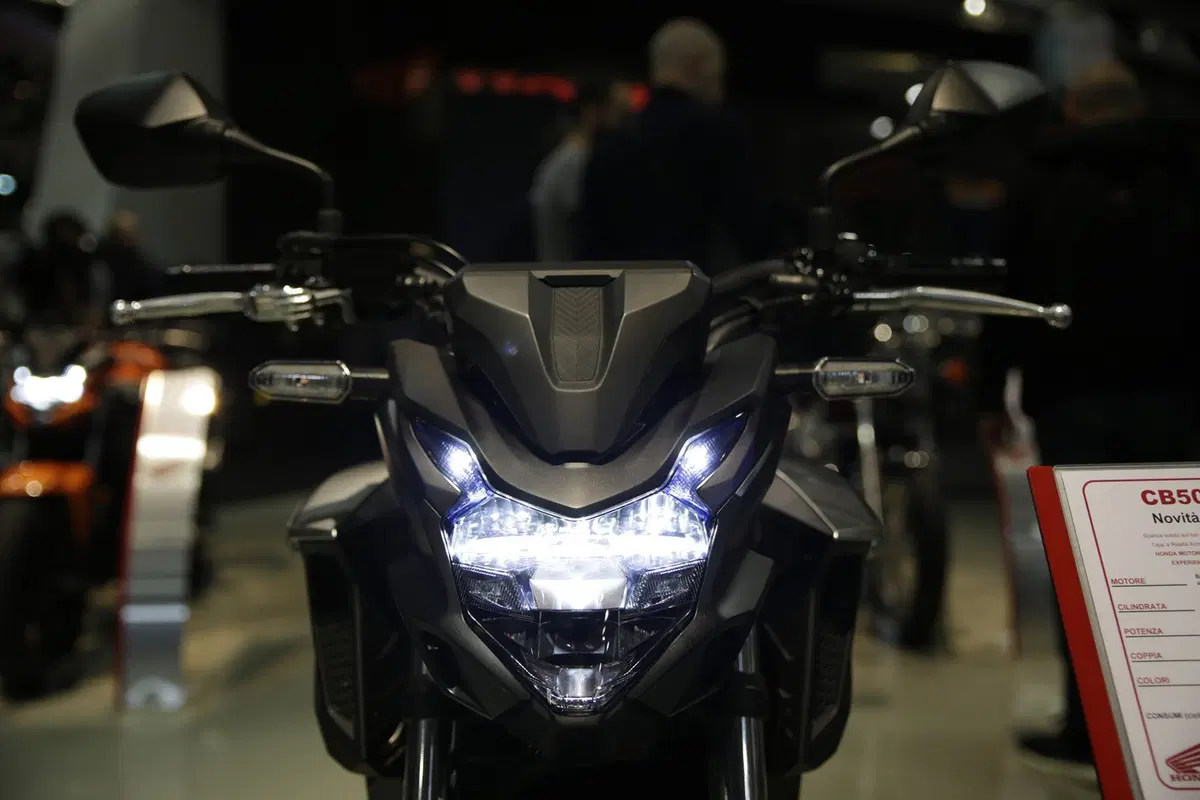 EICMA 2018: Honda CB500F, foto, video e dati (17)