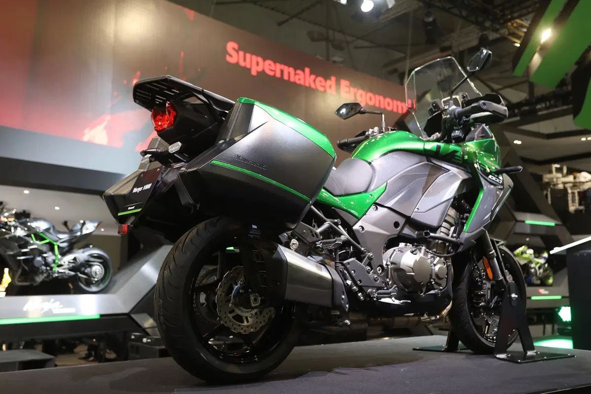 EICMA 2018: Kawasaki Versys 1000, foto, video e dati (2)