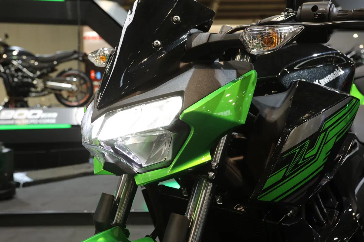 EICMA 2018: Kawasaki Z400, foto, video e dati