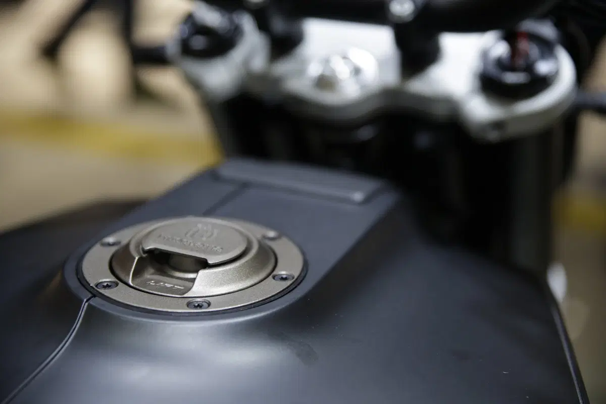 EICMA 2018: Husqvarna Svartpilen 701, foto, video e dati (5)